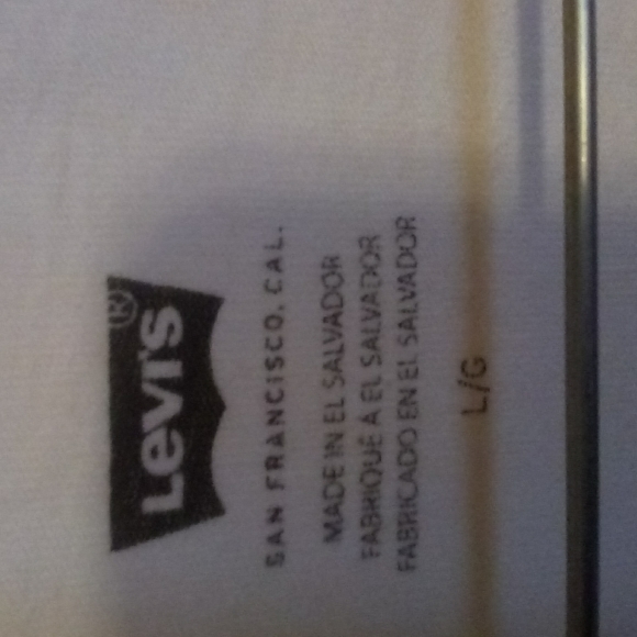Levi's Tee Shirt size Large - Picture 4 of 4